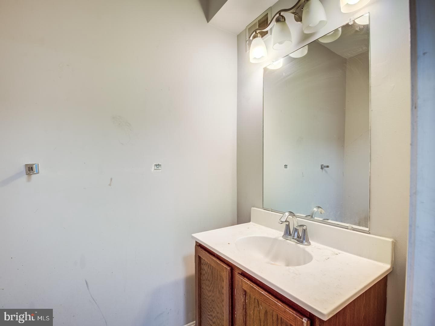 5751 Gladstone Way photo 31