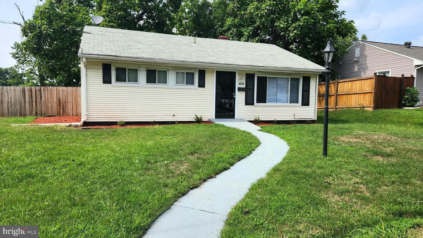 6612 Redfield Avenue photo 1