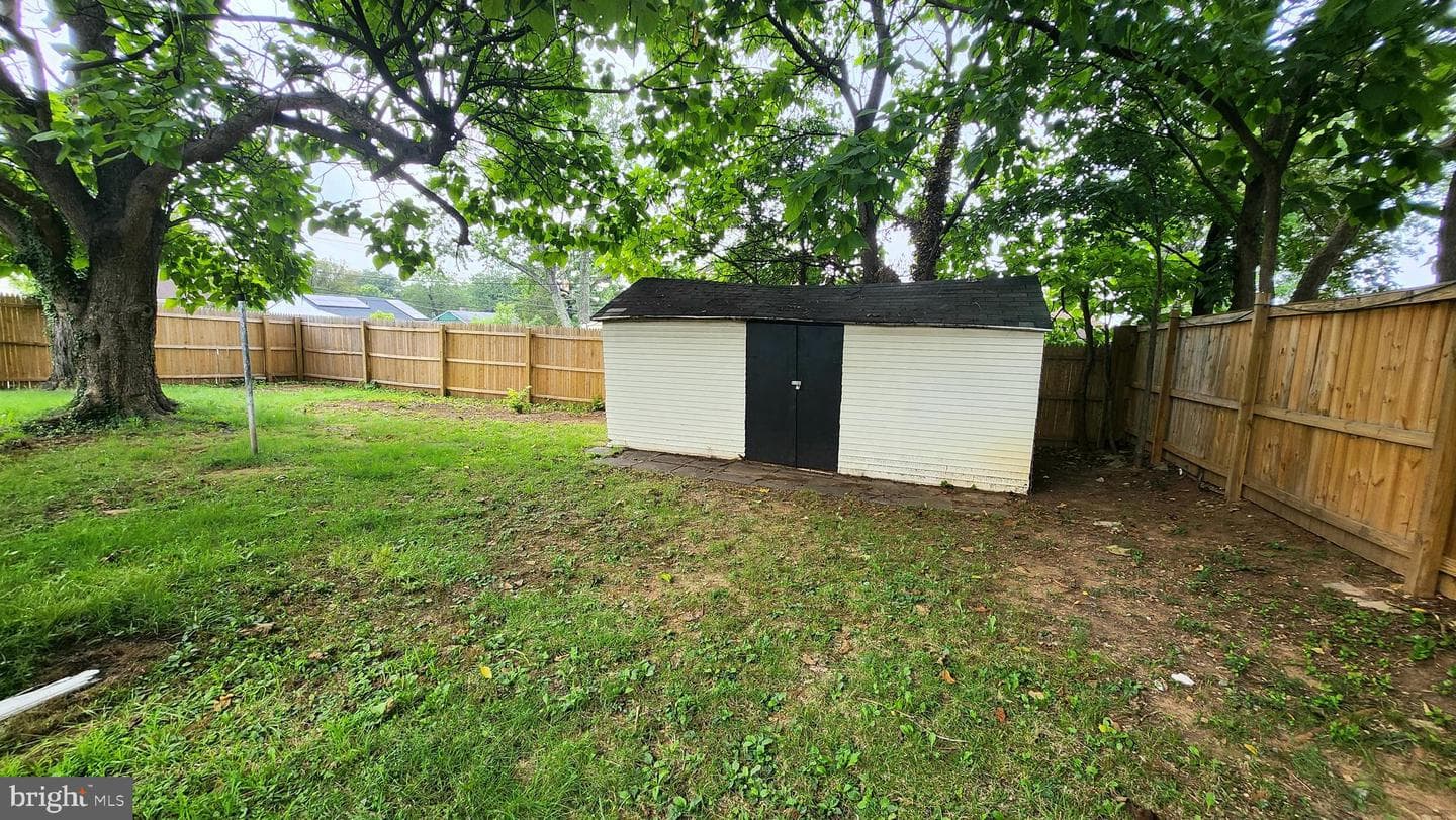 6612 Redfield Avenue photo 19