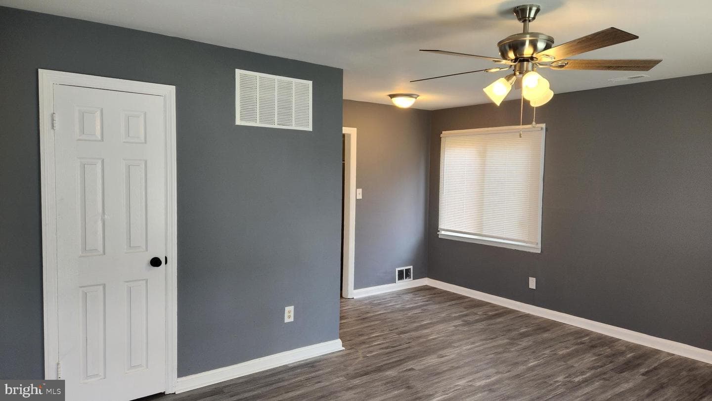 6612 Redfield Avenue photo 3
