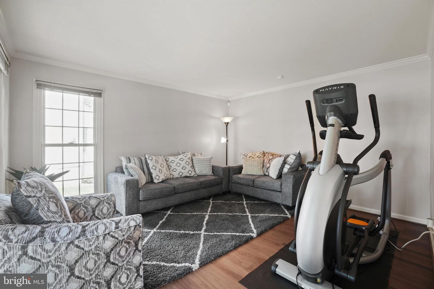 5404 Lakevale Terrace photo 6