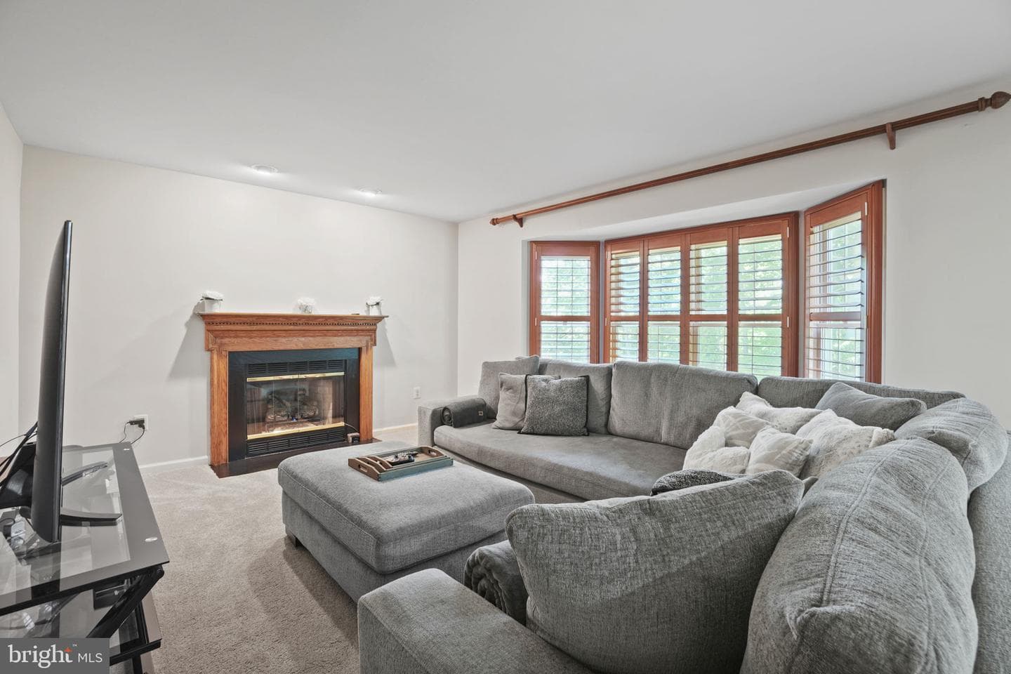 5404 Lakevale Terrace photo 9