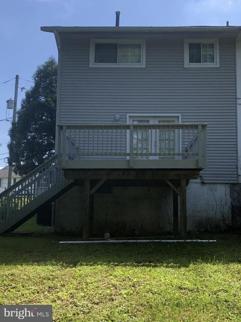 608 Cedarleaf Avenue photo 3