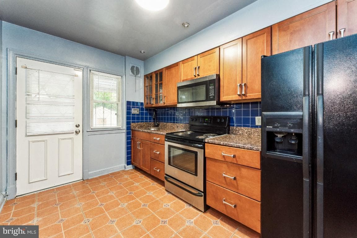 4122 24th Avenue photo 11