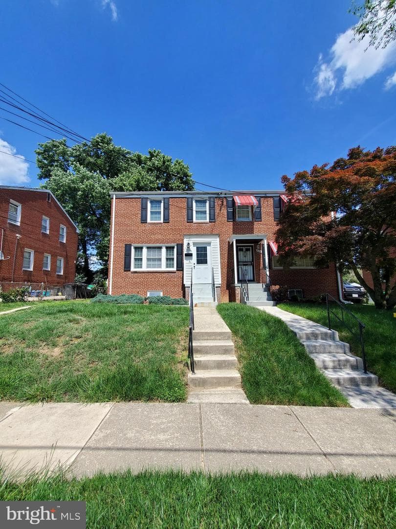 4122 24th Avenue photo 3