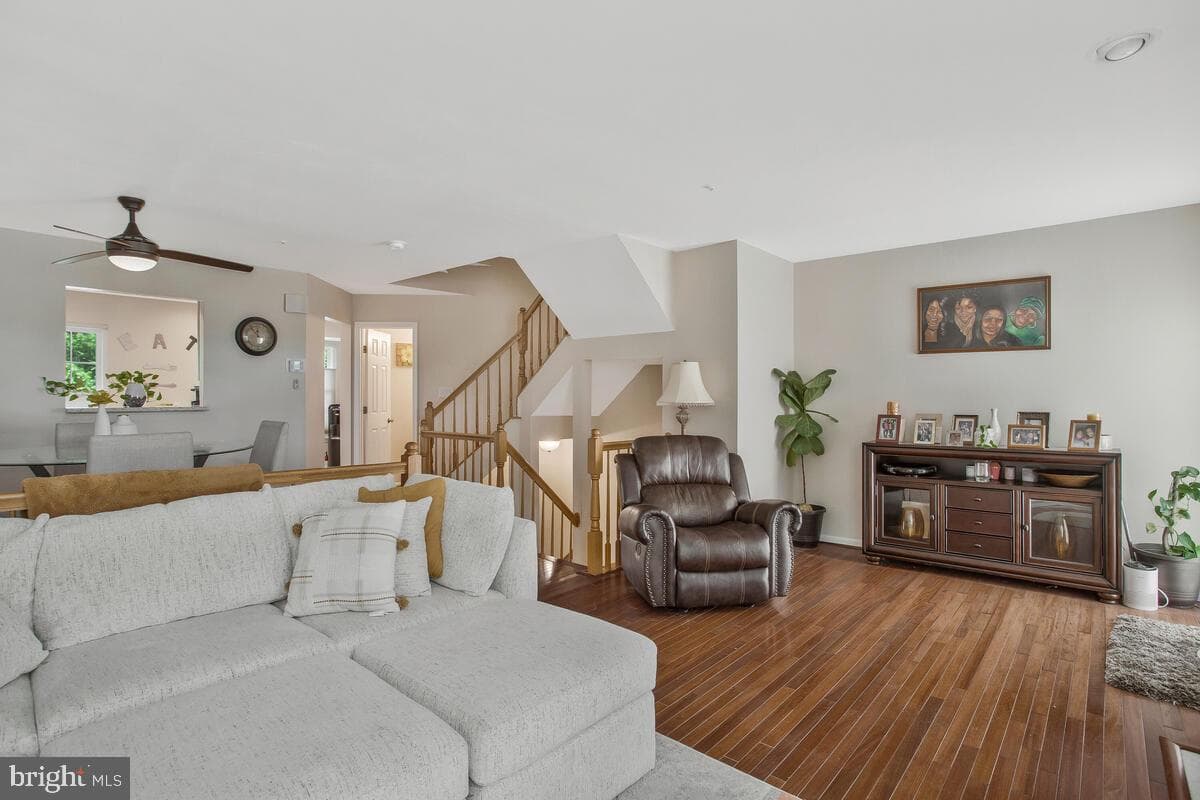 3020 Rosemist Way photo 15