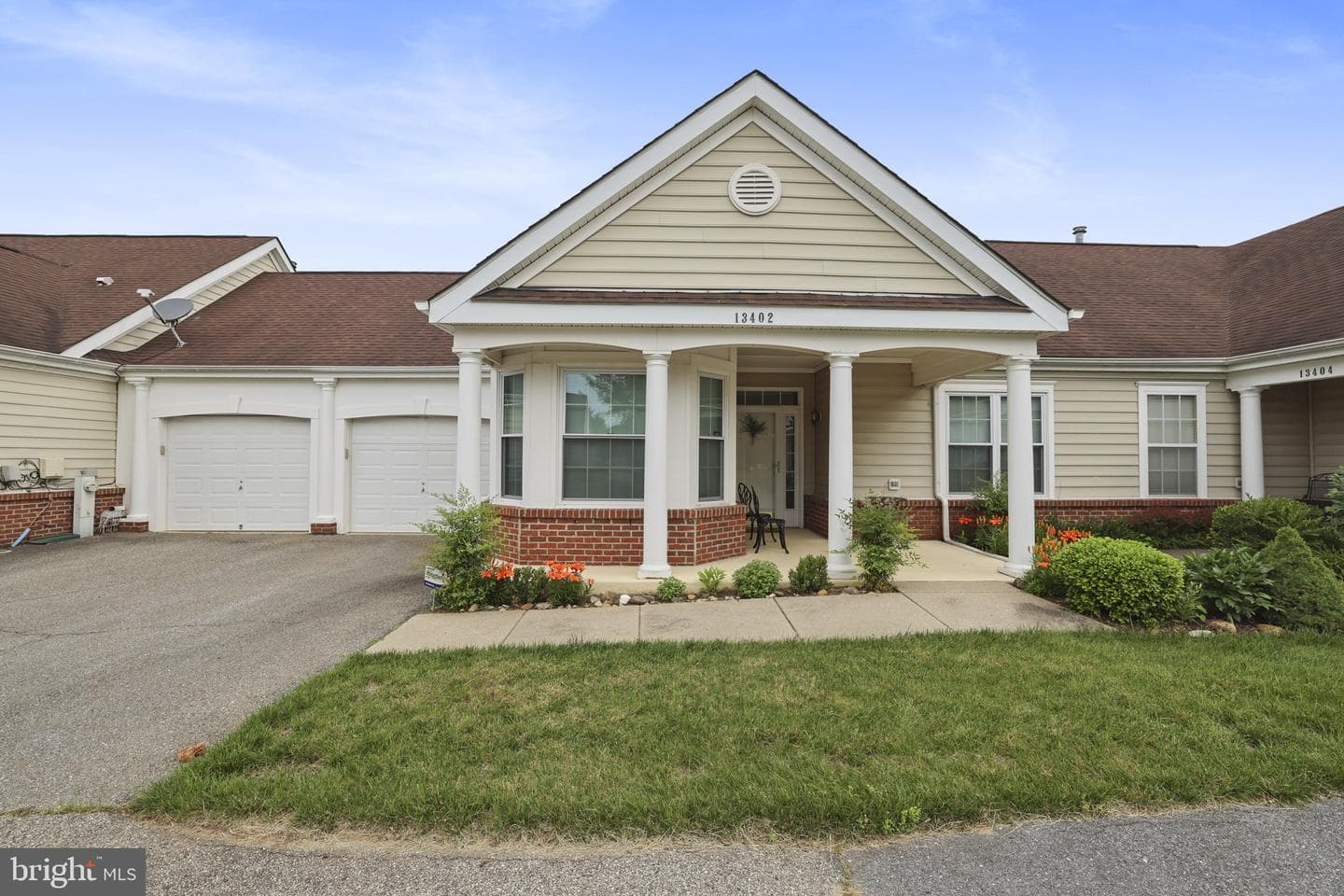 13402 Leesburg Place photo 1