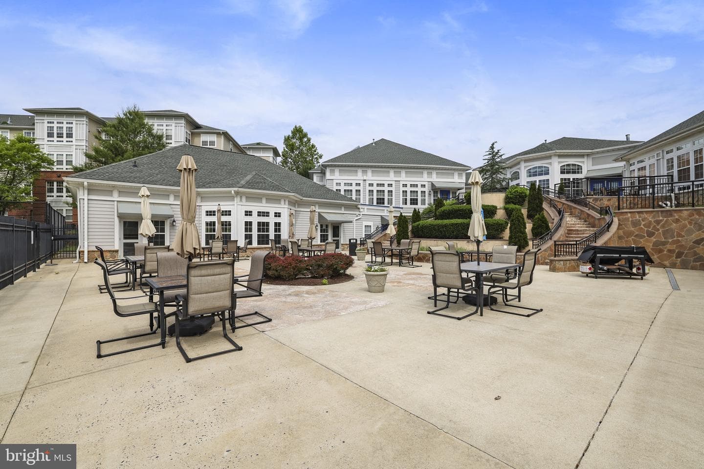 13402 Leesburg Place photo 32