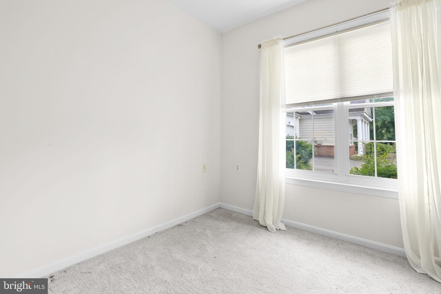 13402 Leesburg Place photo 7