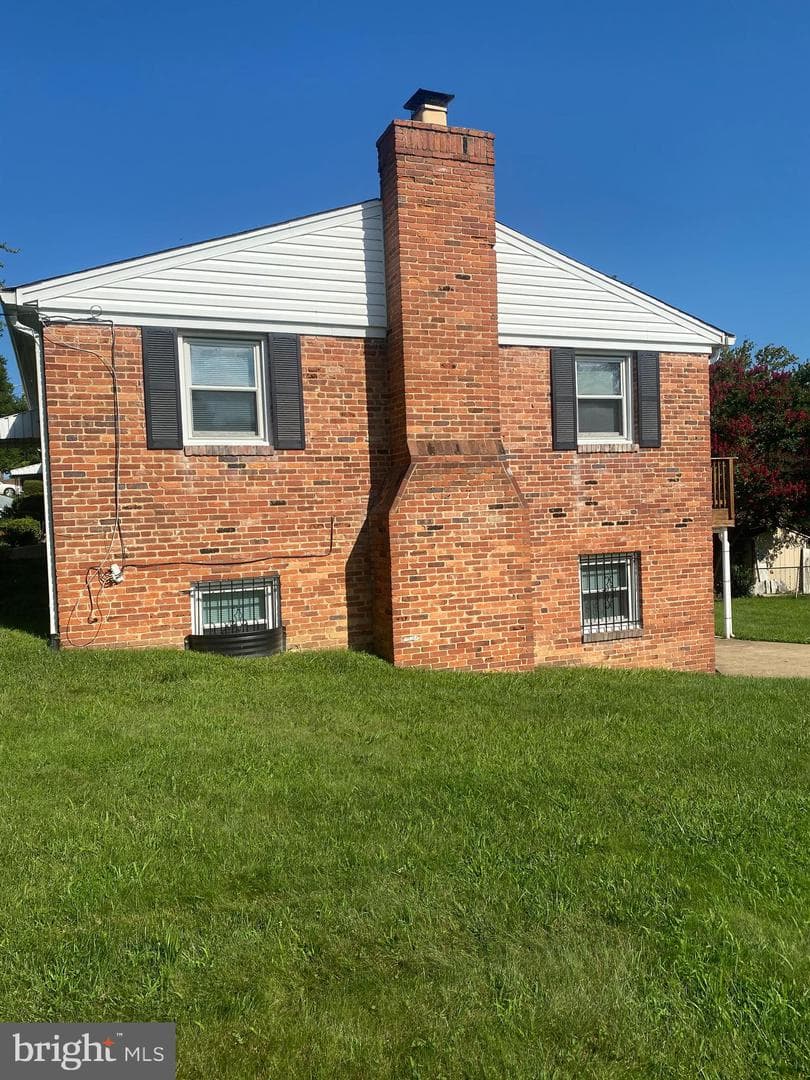 4106 22nd Avenue photo 3
