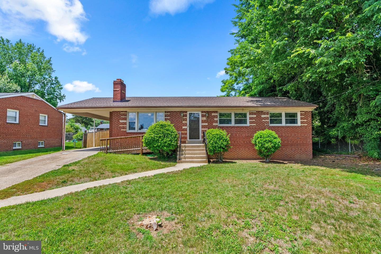 6701 Janet Lane photo 1