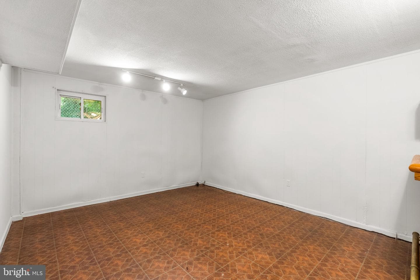 6701 Janet Lane photo 23