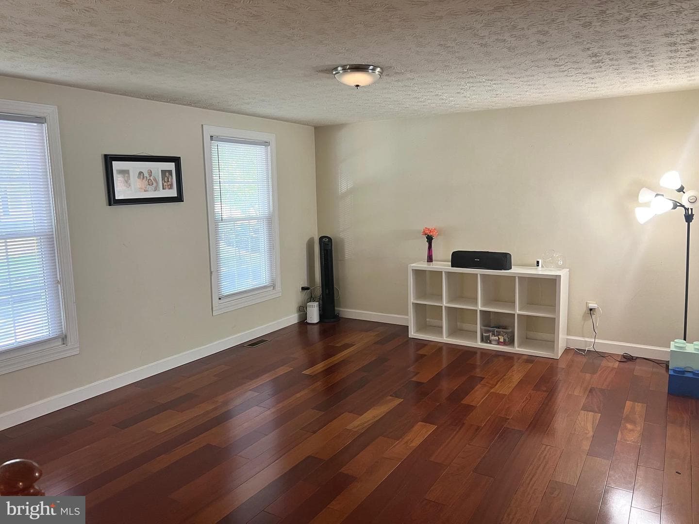 17204 Clairfield Lane photo 4
