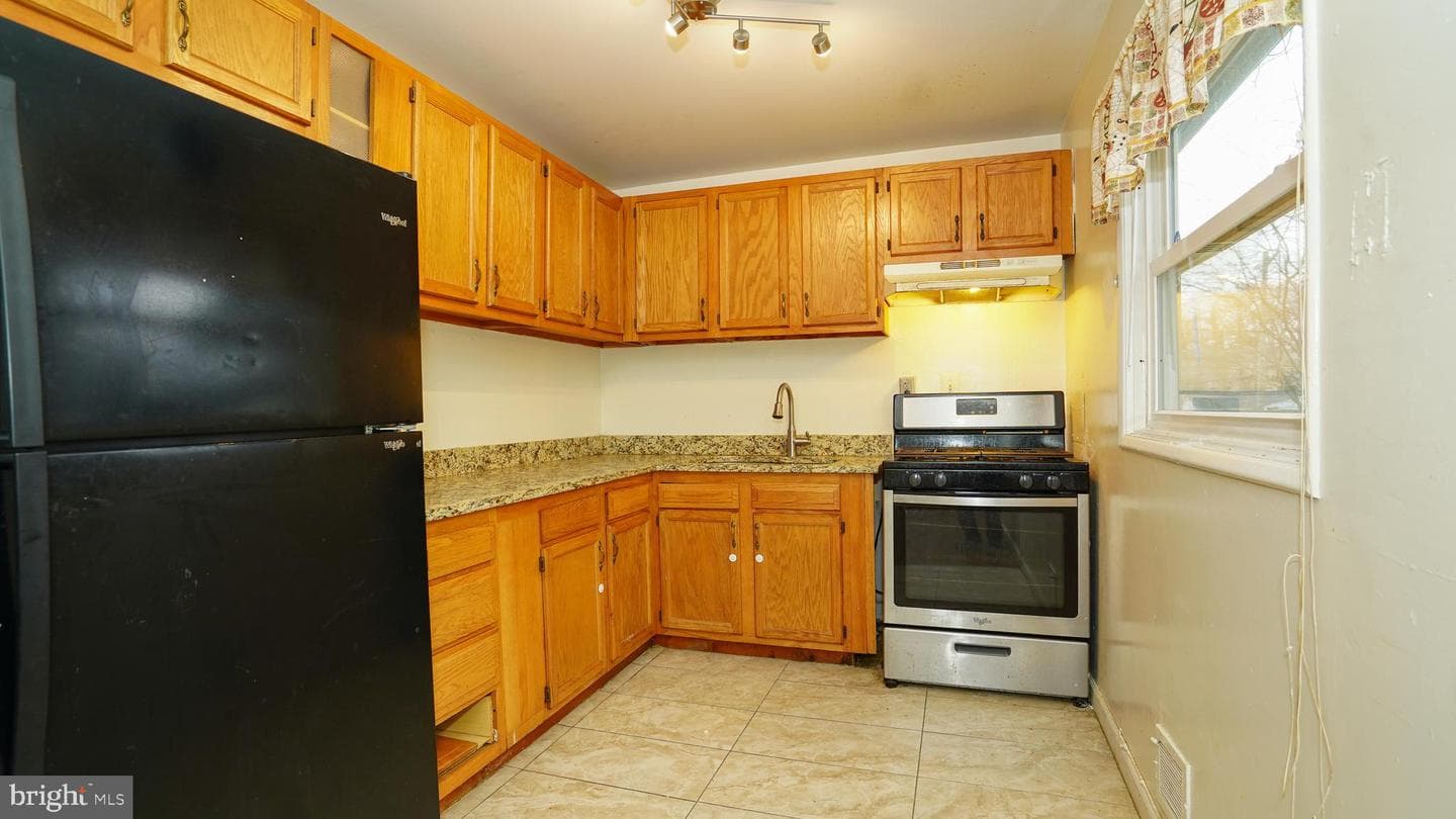 102 Pepper Mill Drive photo 2