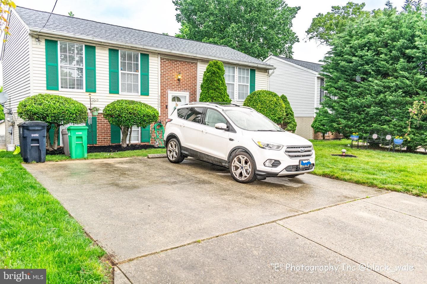 6422 Lee Place photo 1