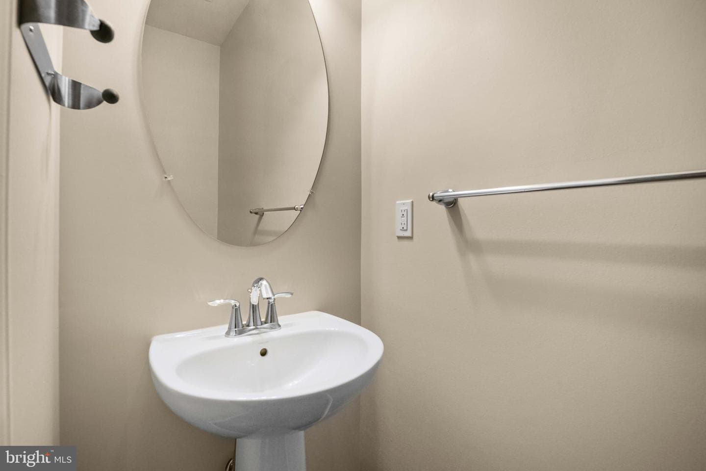 17205 Madrillon Way photo 44