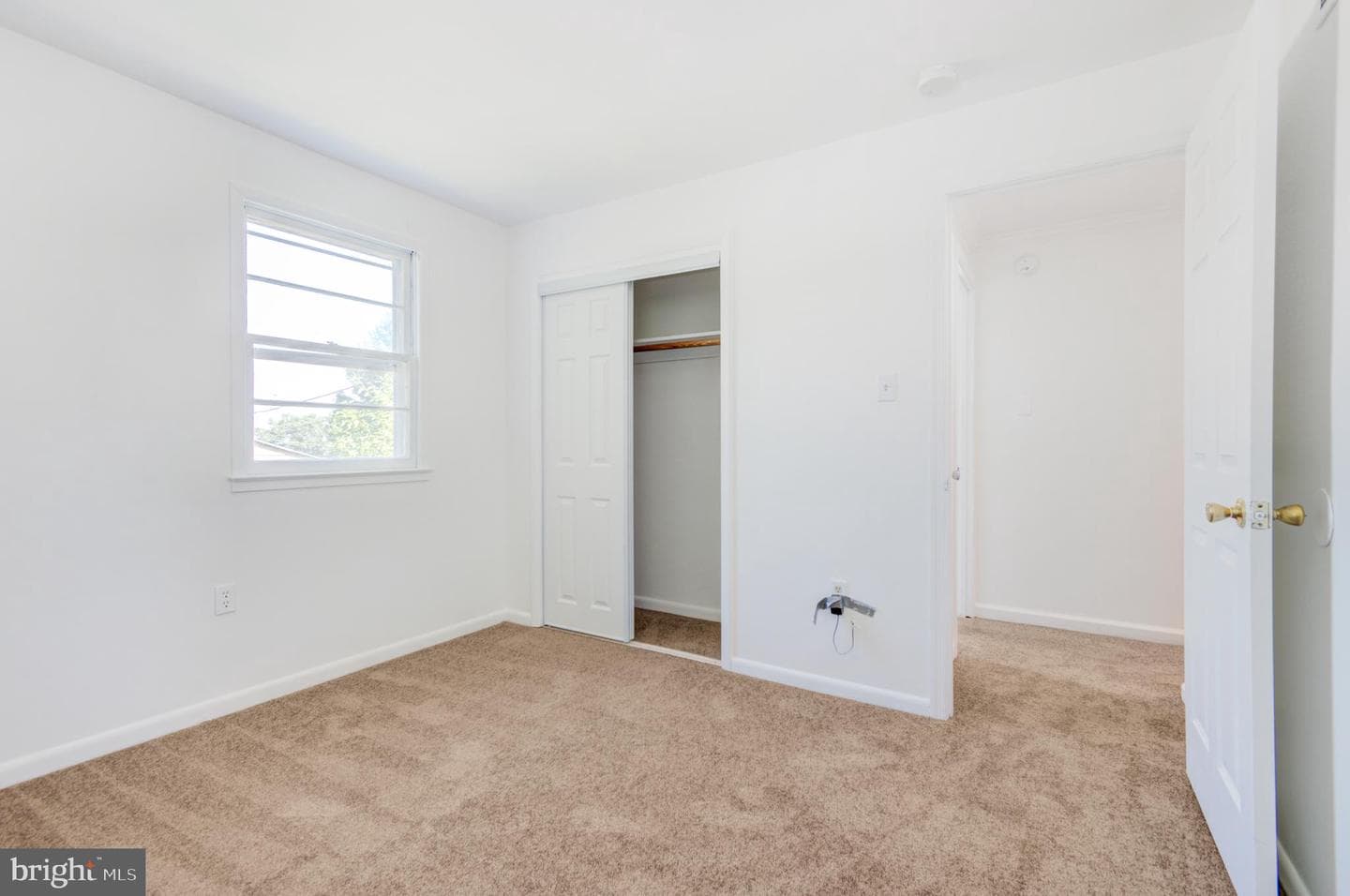 4705 Heath Street photo 36
