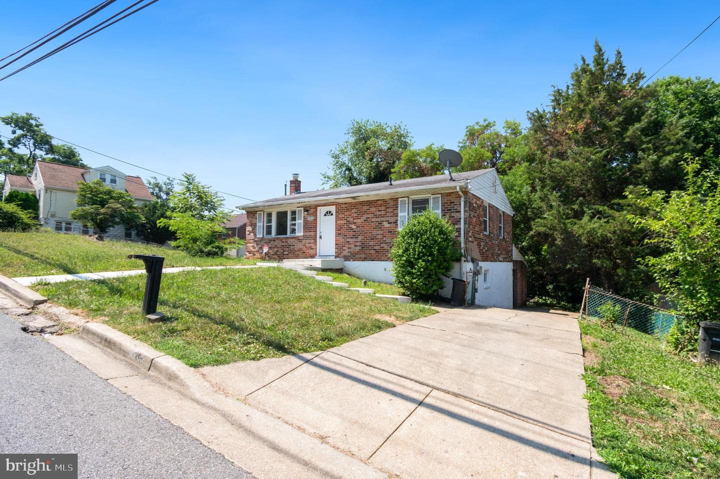 4705 Heath Street photo 4