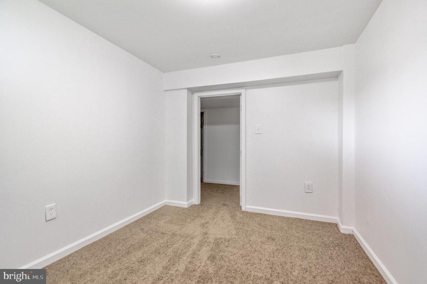 4705 Heath Street photo 50
