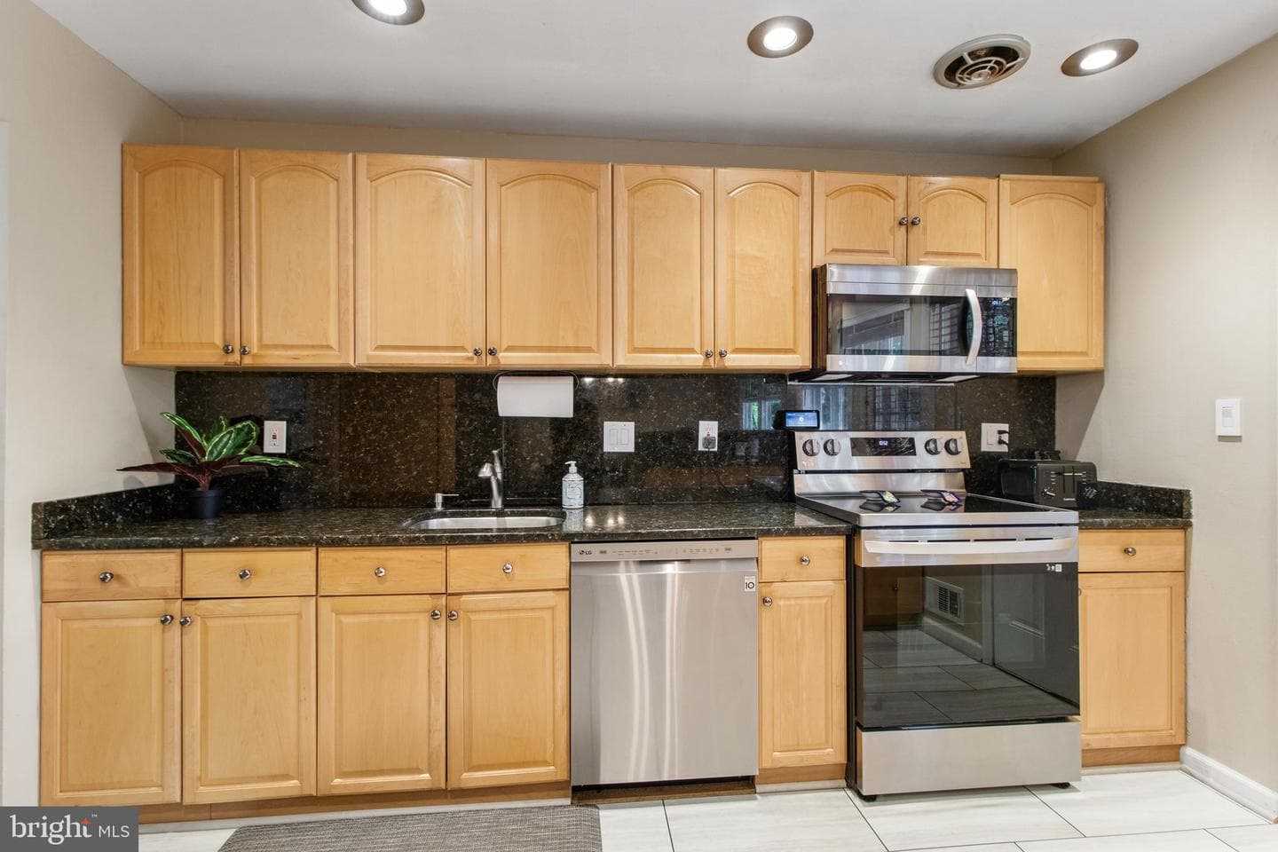 11707 Battersea Drive photo 8