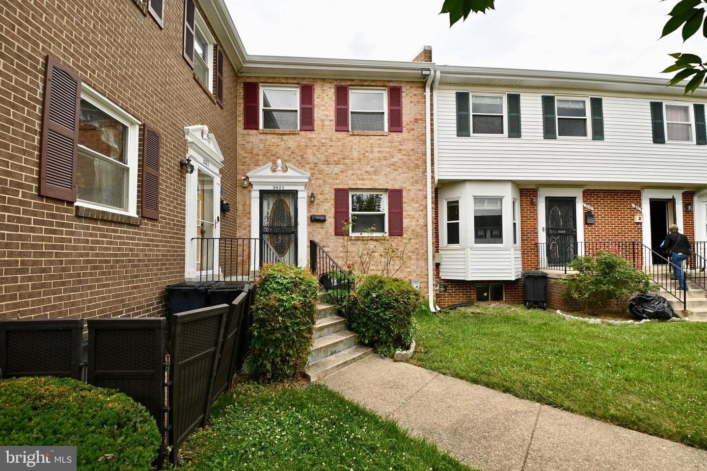 3021 Sunset Lane photo 1