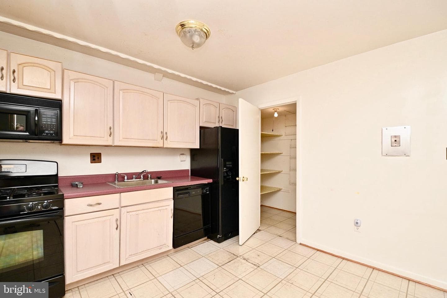 3021 Sunset Lane photo 9