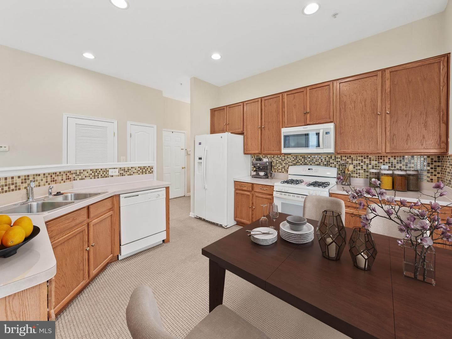 9905 Goldenwood Court photo 12