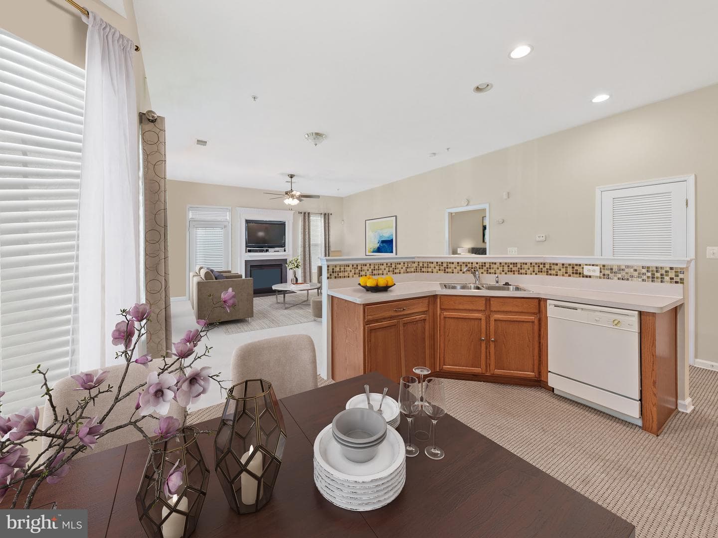 9905 Goldenwood Court photo 13