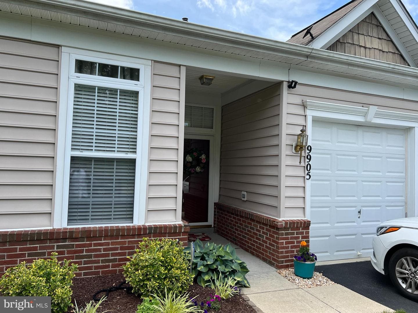 9905 Goldenwood Court photo 3