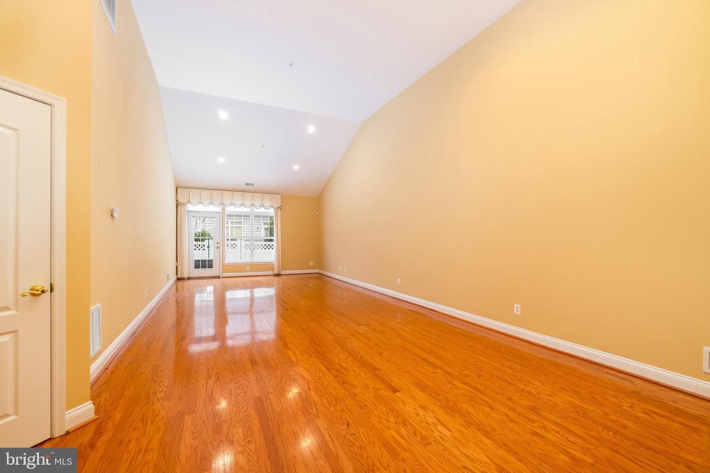 7210 Paperbark Terrace photo 10