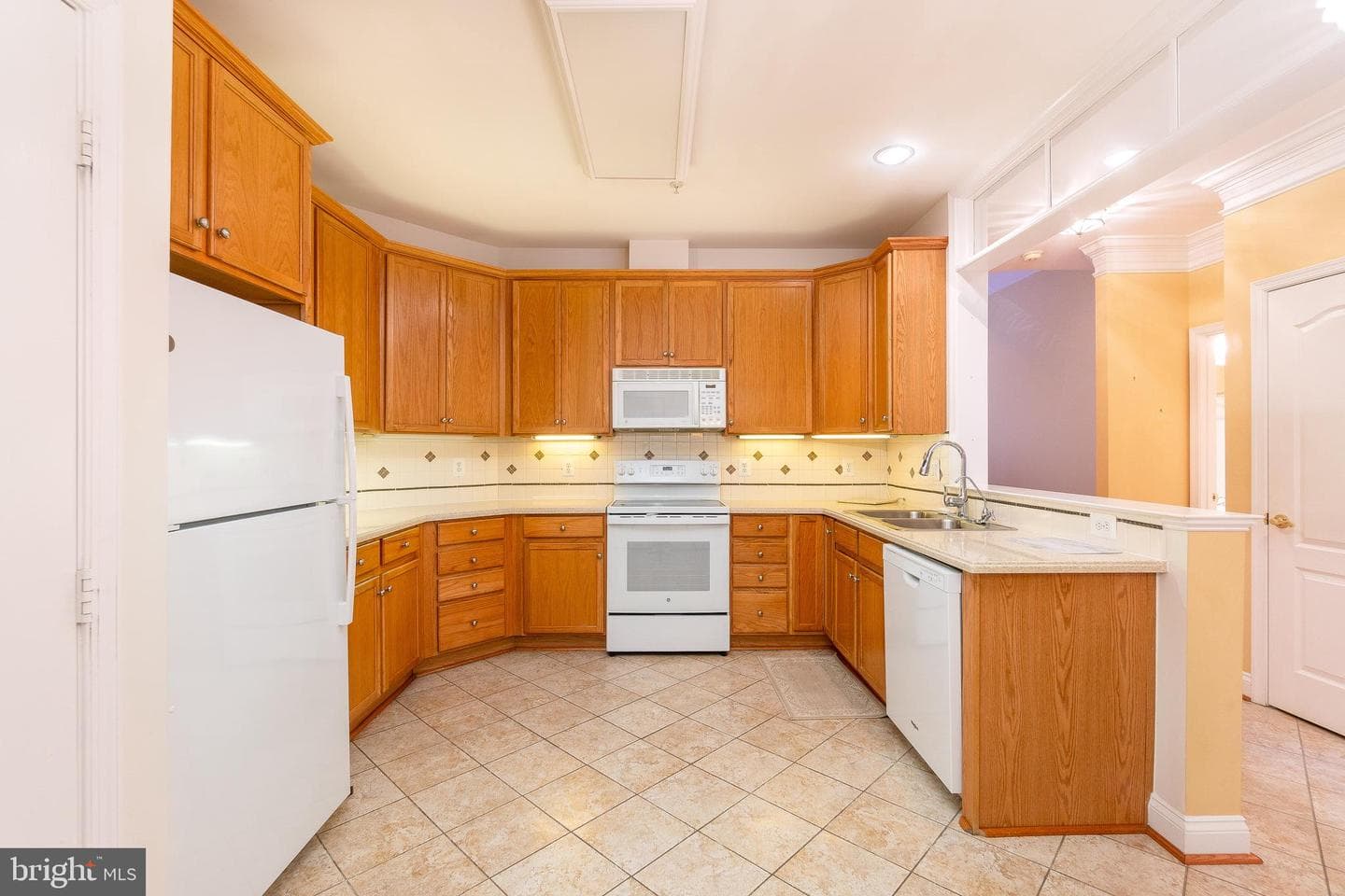 7210 Paperbark Terrace photo 14