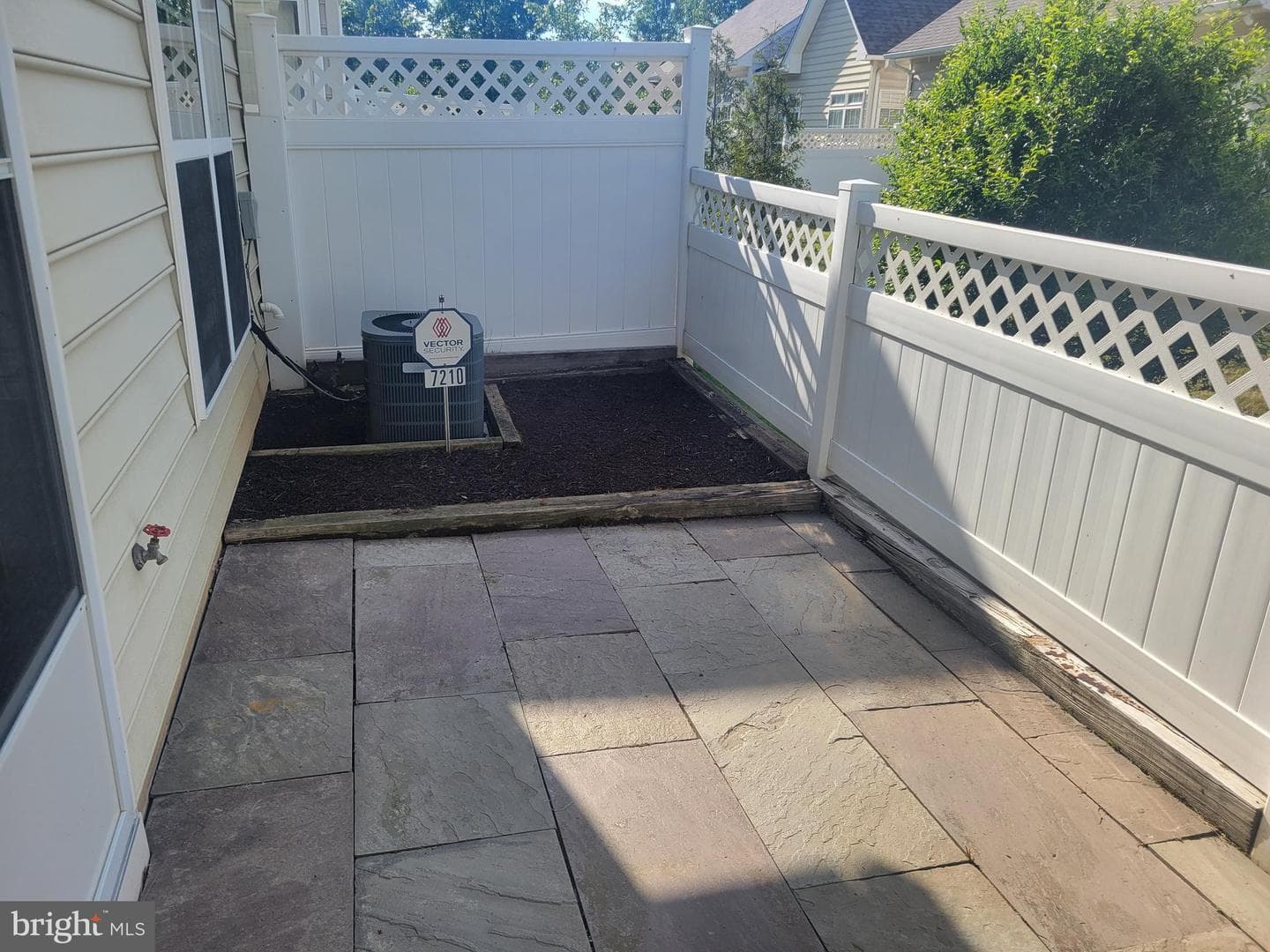 7210 Paperbark Terrace photo 9