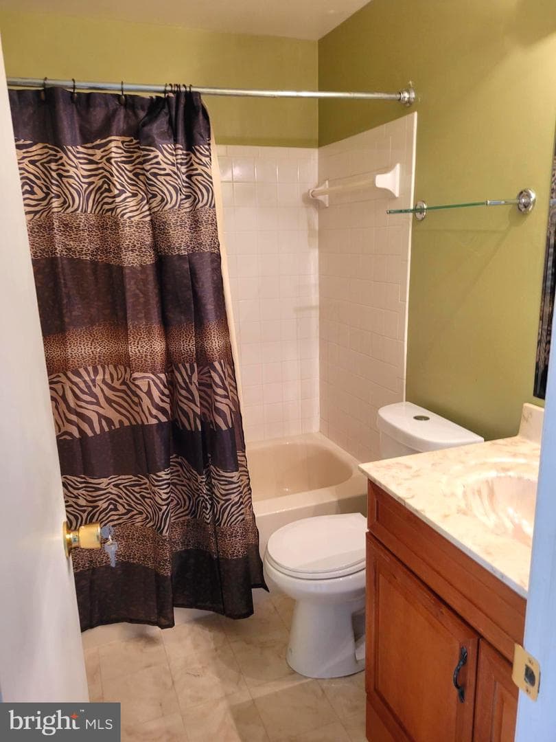 15758 Piller photo 16