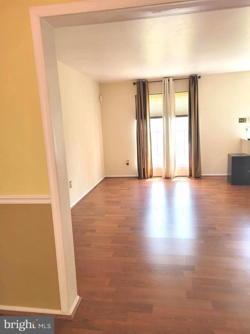 15758 Piller photo 3
