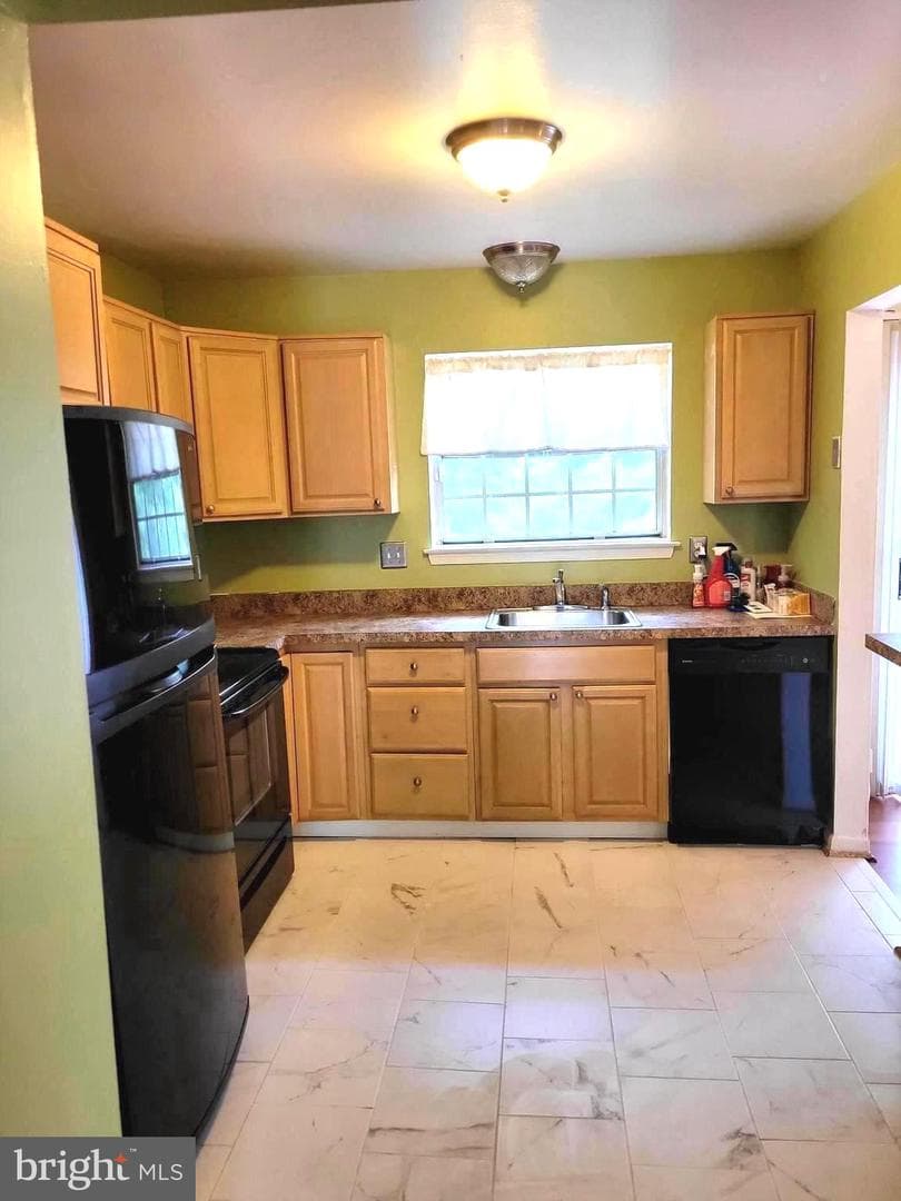 15758 Piller photo 5