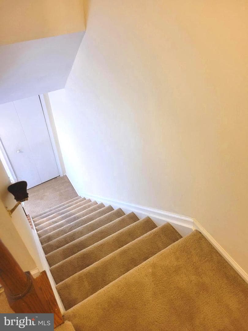 15758 Piller photo 9