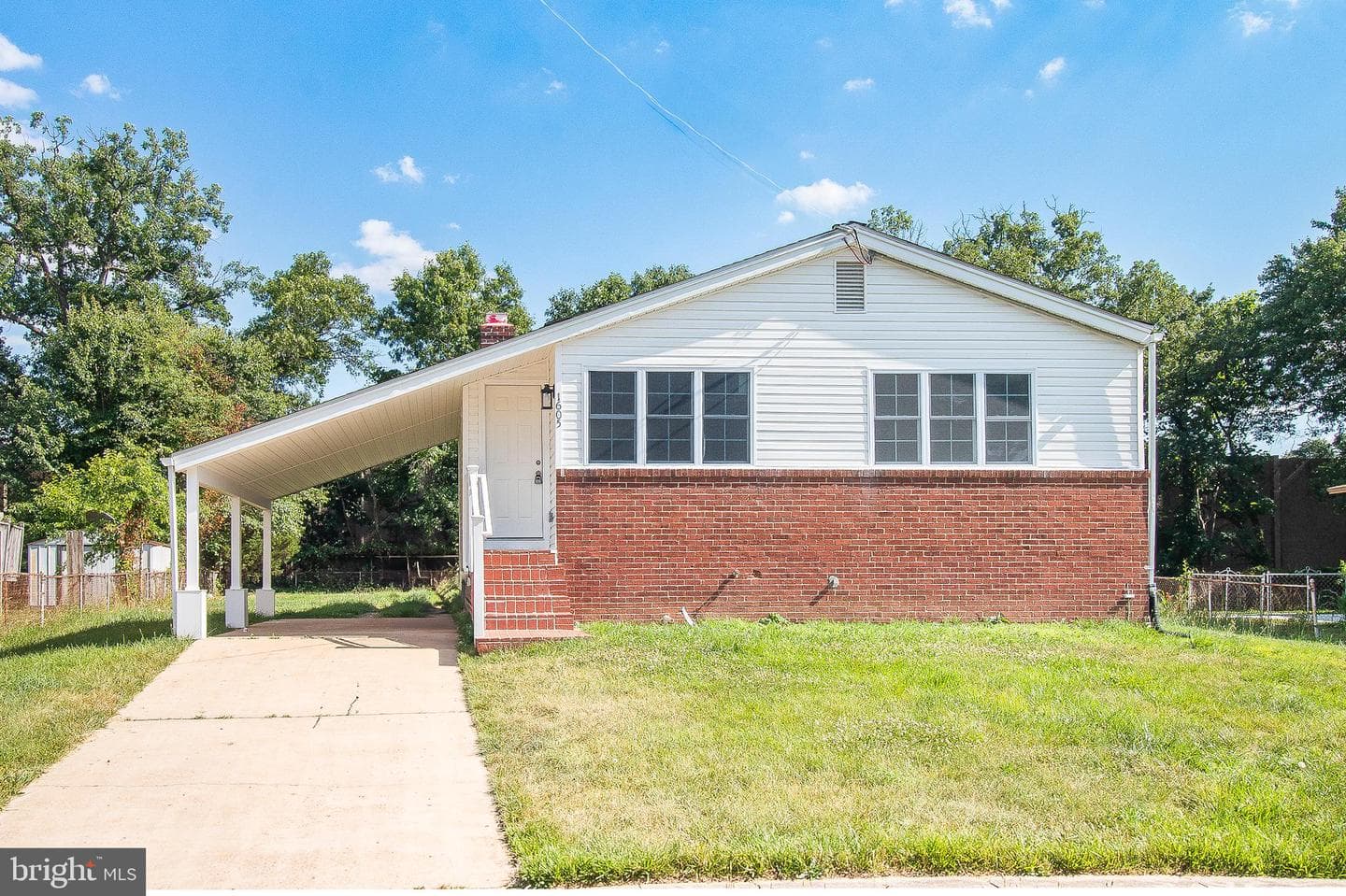 1605 Birchwood Drive photo 1