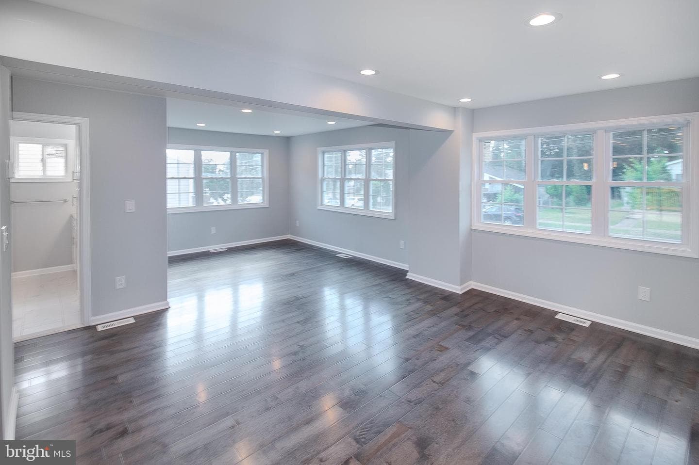 1605 Birchwood Drive photo 6