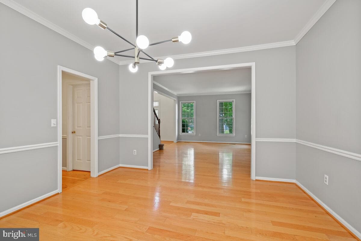 5403 Lakevale Terrace photo 14