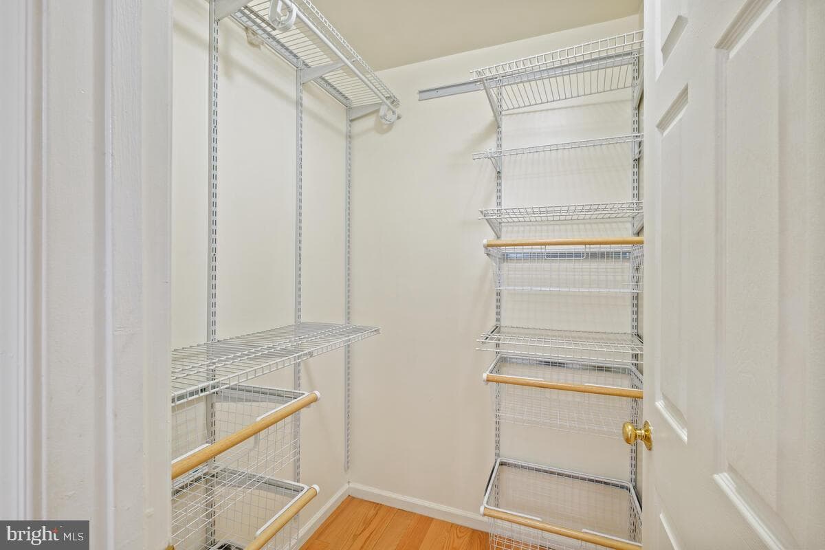 5403 Lakevale Terrace photo 39
