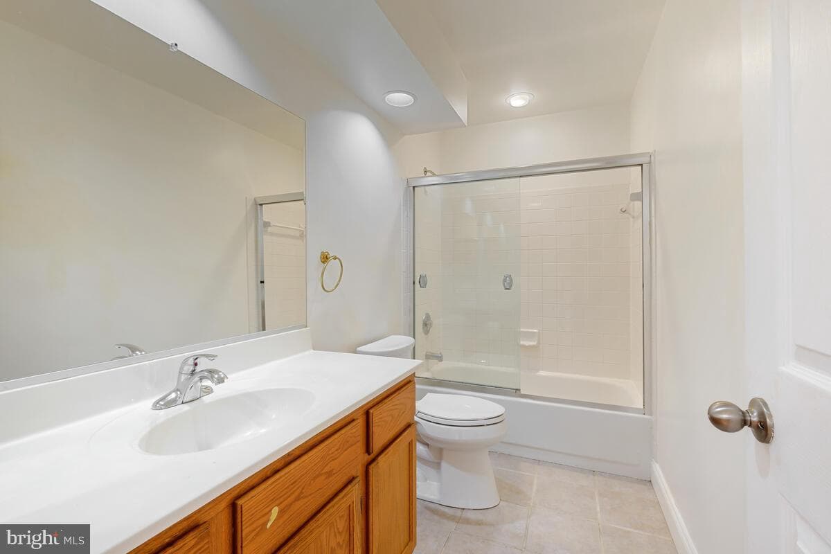 5403 Lakevale Terrace photo 40