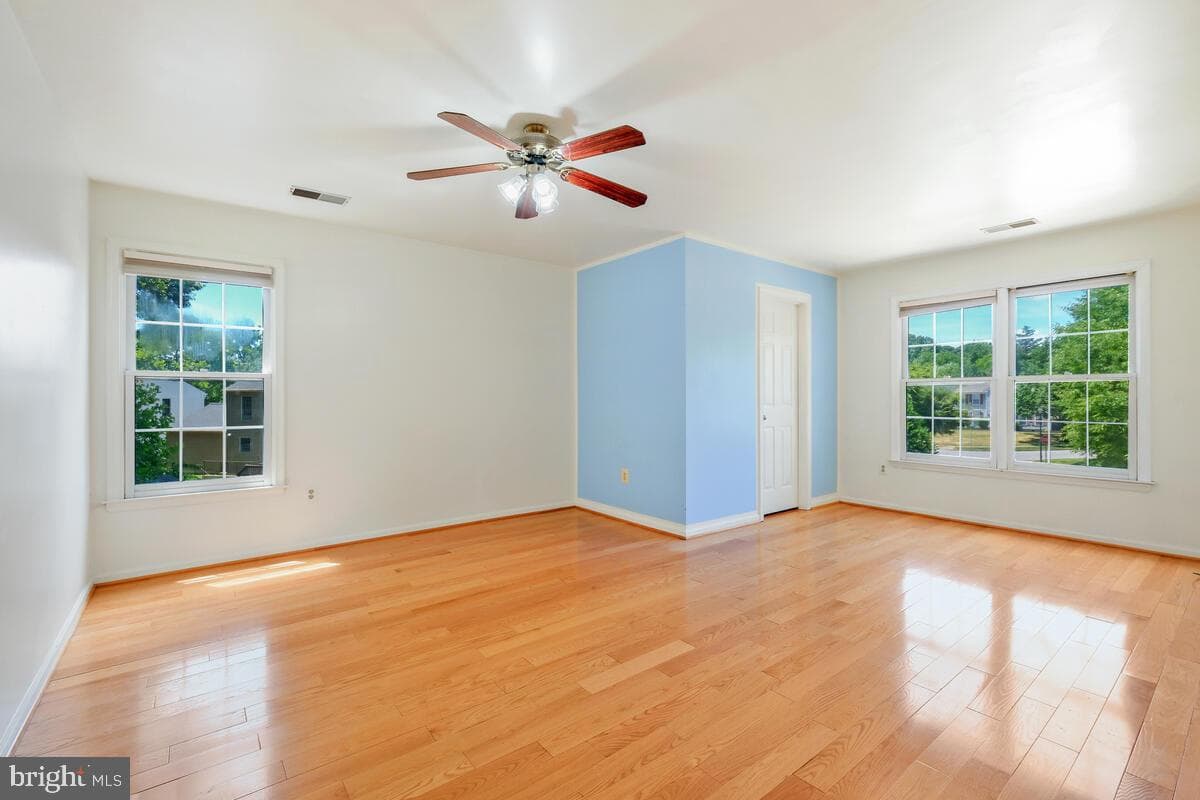 5403 Lakevale Terrace photo 45