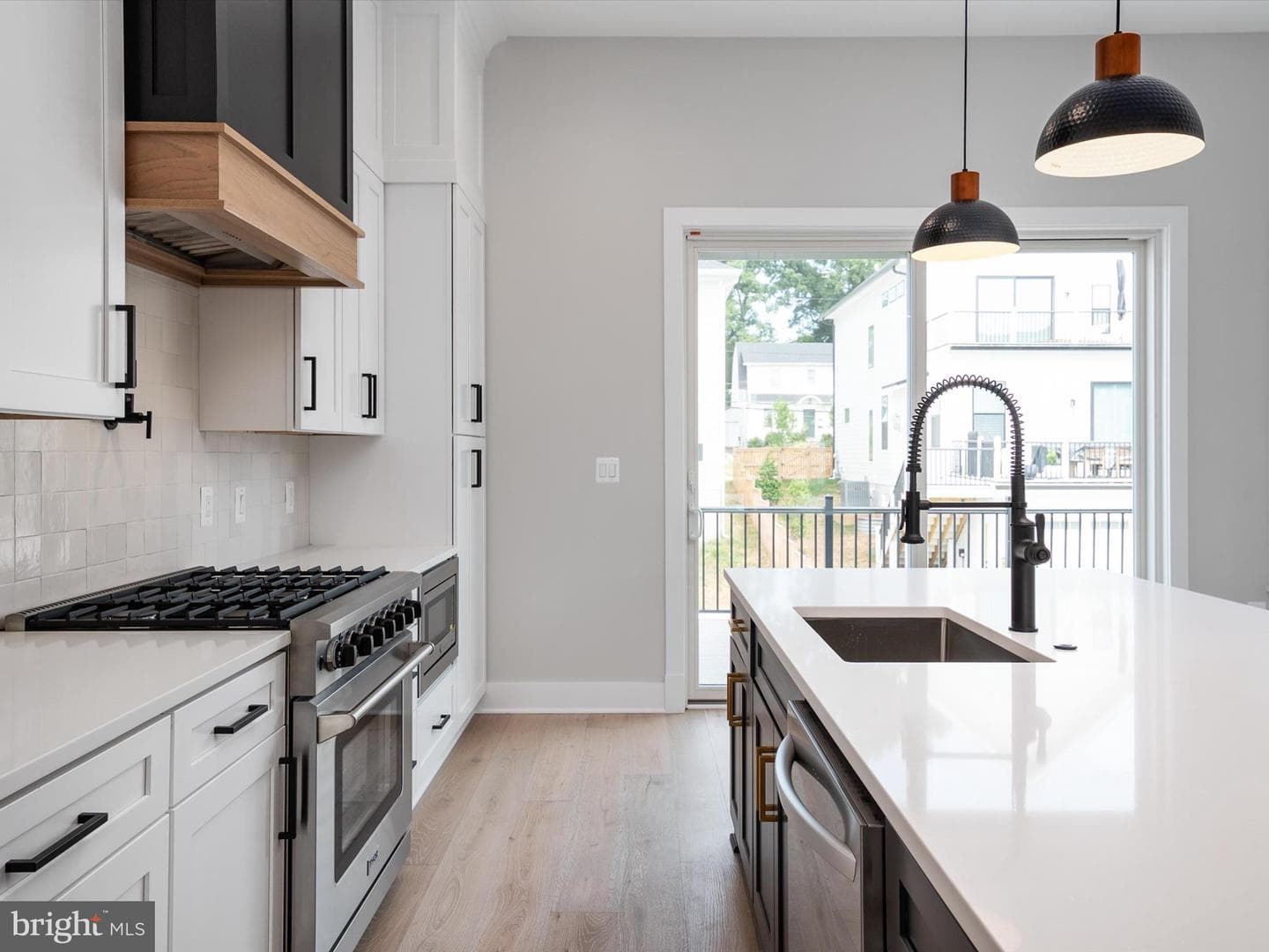 4014 Gallatin Street photo 2