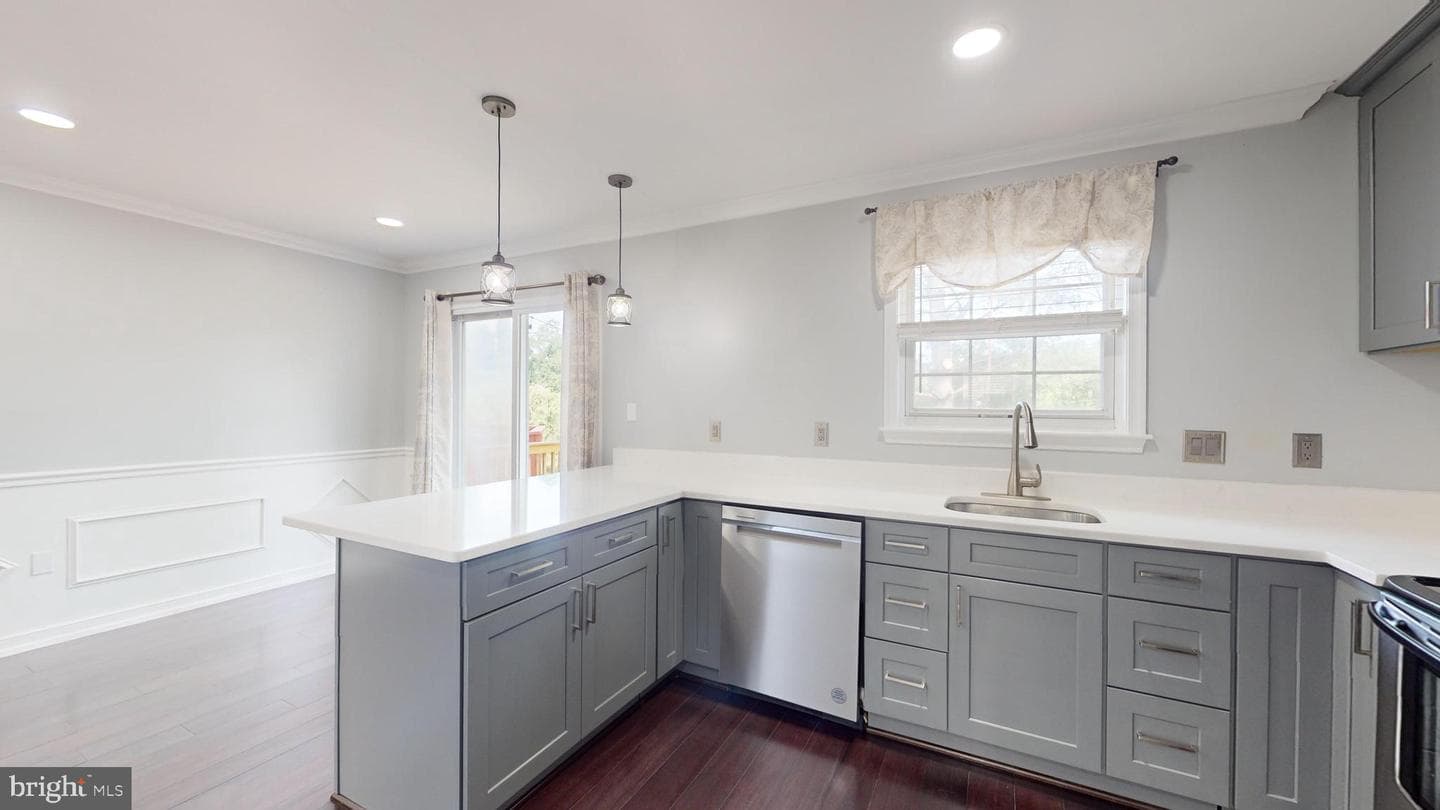 13622 Captain Marbury Lane photo 4