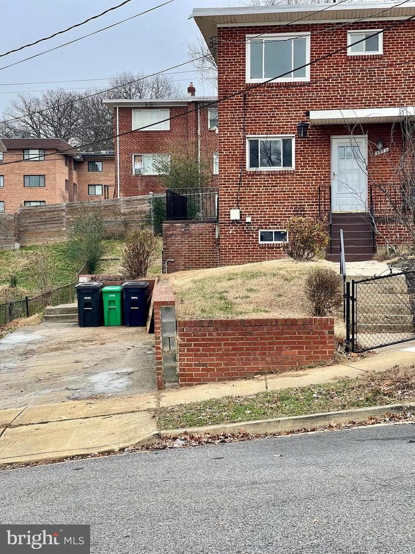 5032 Roseld Court
