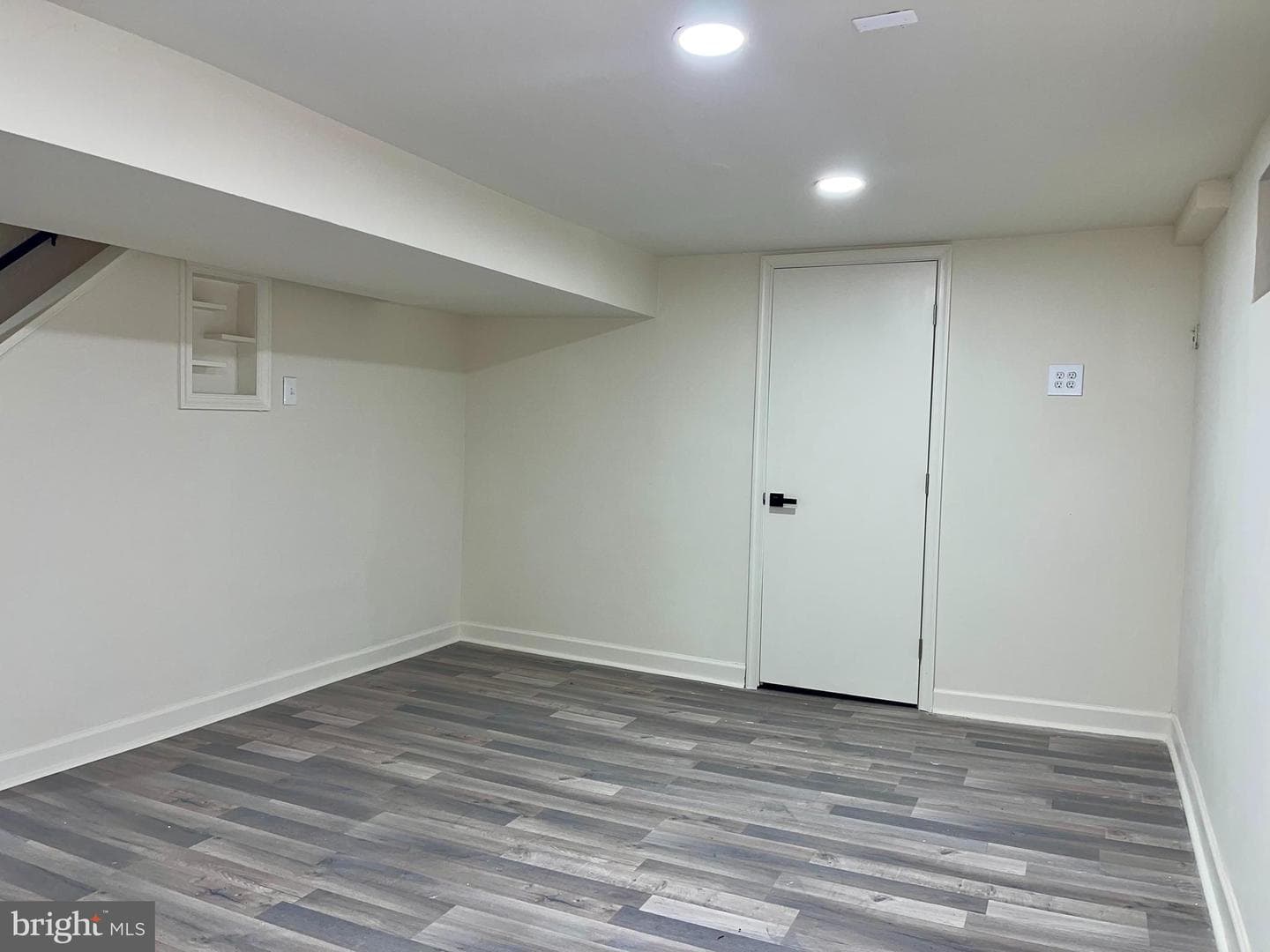 5032 Roseld Court photo 10