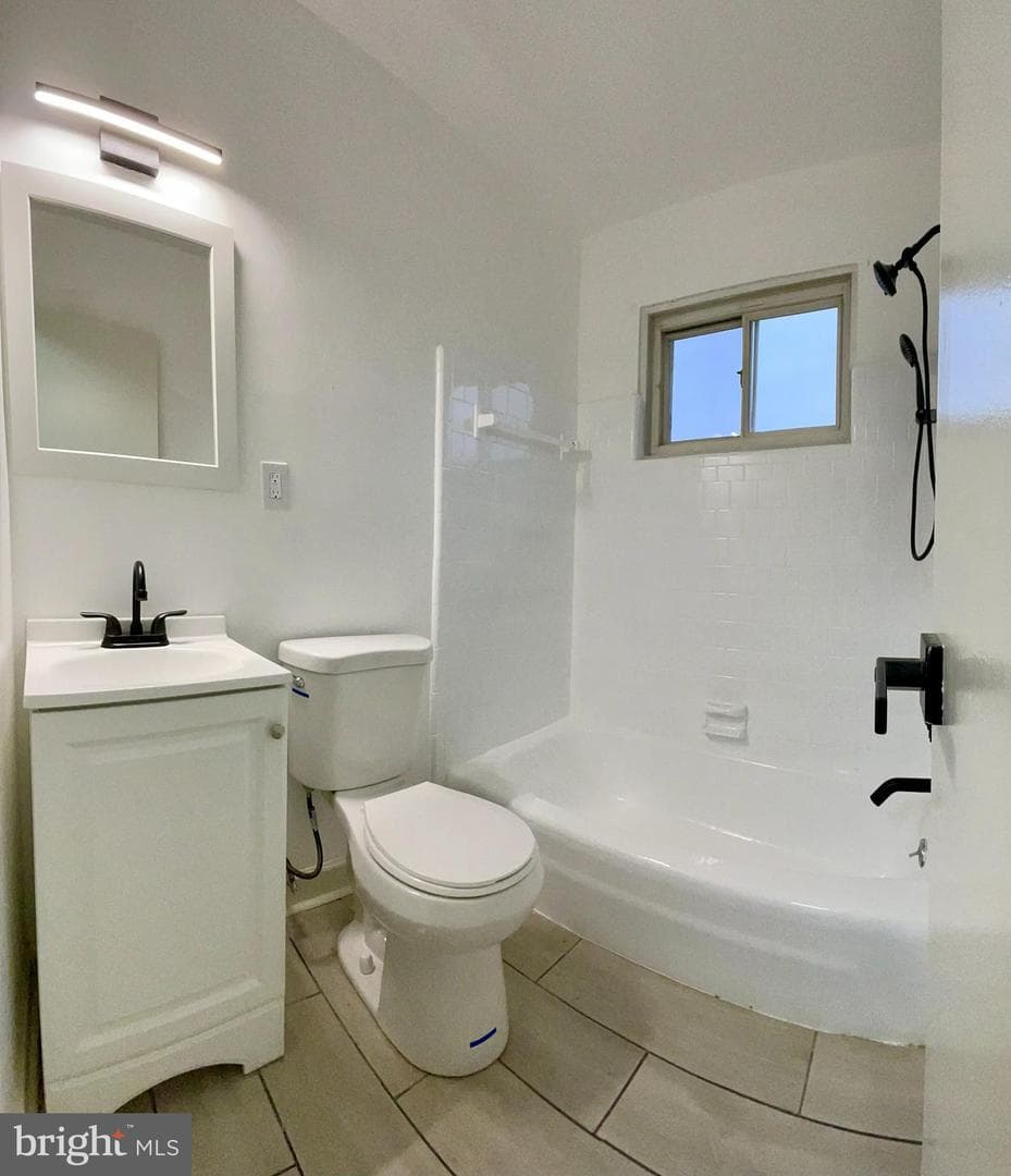 5032 Roseld Court photo 6