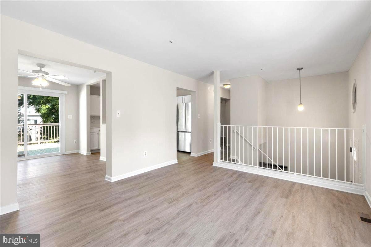 5804 Burgundy Street photo 5