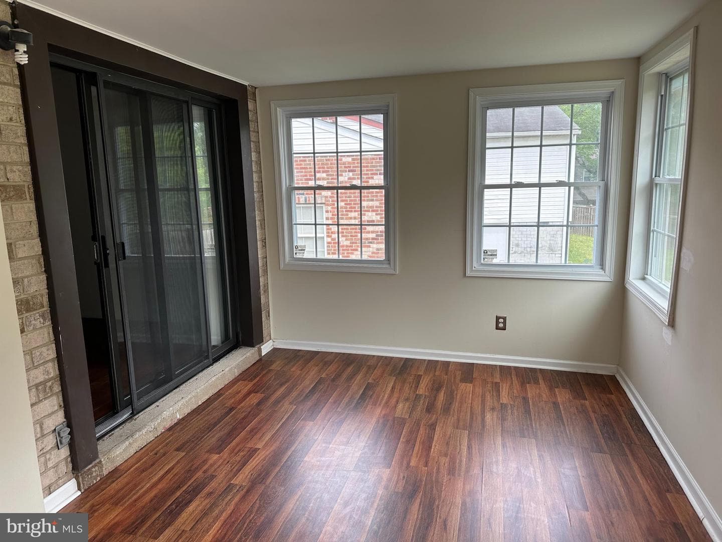 1611 Hunters Mill Avenue photo 2