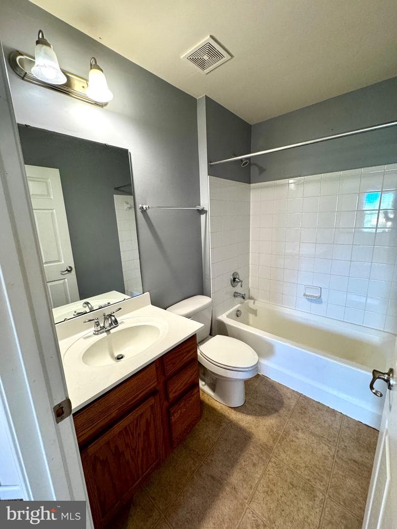 6500 Dunnigan Drive photo 34